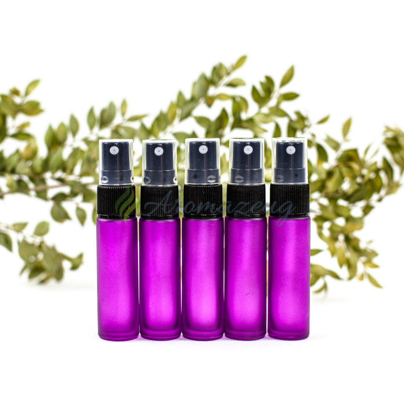 Laden Sie das Bild in Galerie -Viewer, 10 Ml Deluxe Farbige Roll-On-Flaschen In Matt Mit Spray-Aufsatz - Paket Von 5 Lila Spray Flasche
