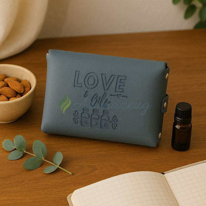 Laden Sie das Bild in Galerie -Viewer, JEANY Tasche Love Oils in blau-grau Taschen

