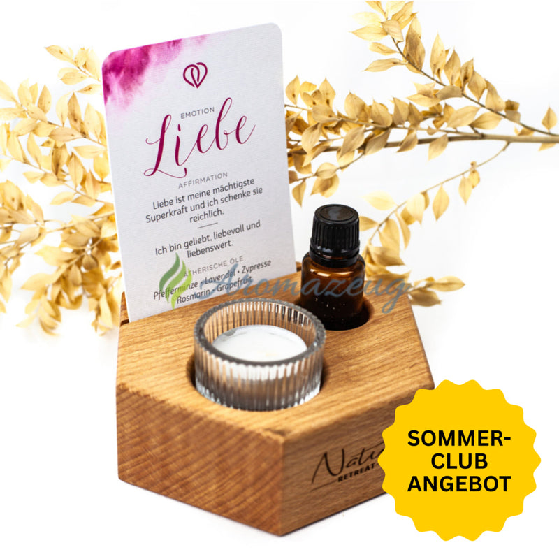 Laden Sie das Bild in Galerie -Viewer, WABE RITUAL Präsentationsständer aus Buchenholz (5cm hoch) für 1 x 15ml Flasche 1 Teelicht und eine Affirmationskarte
